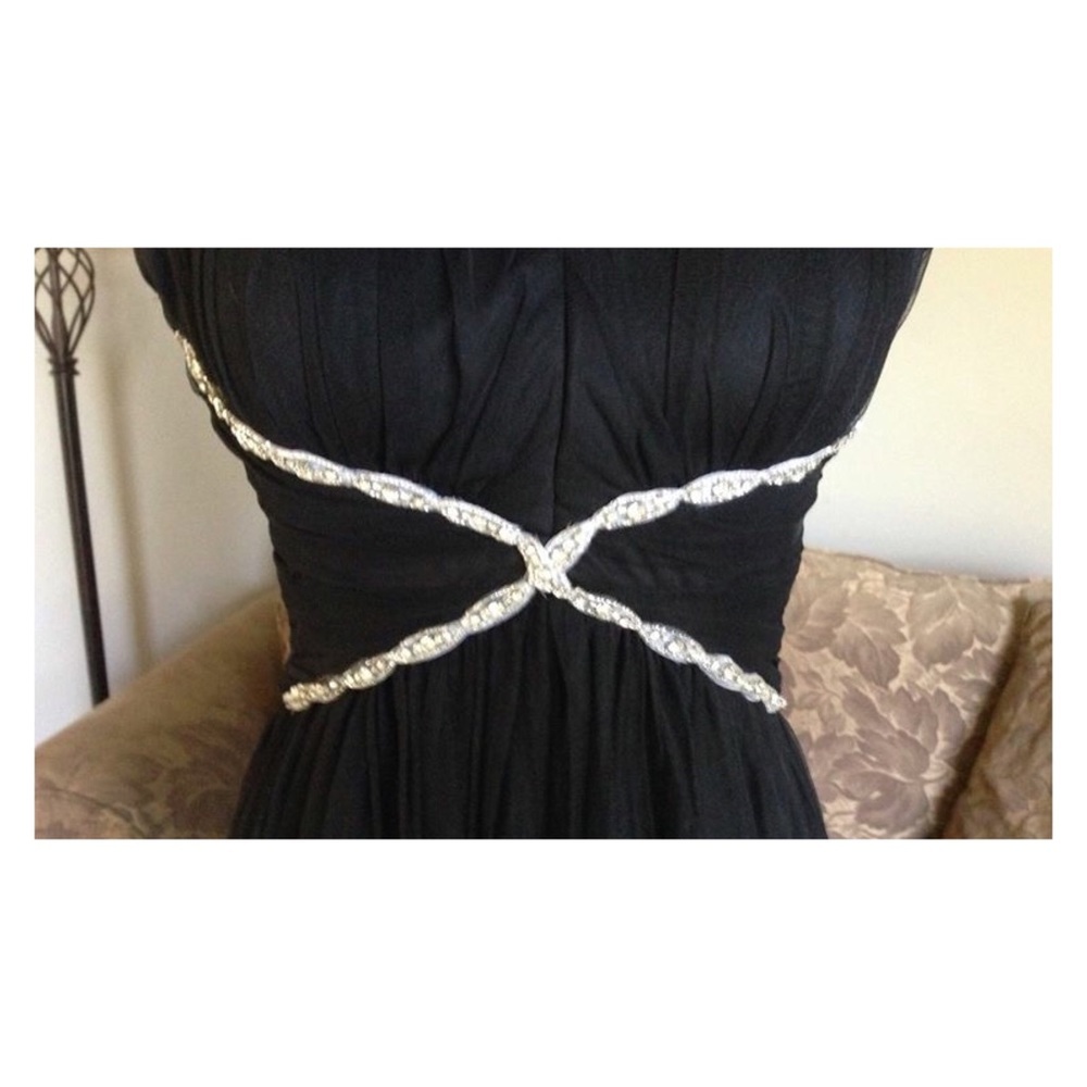 Betsy & Adam Black Formal Halter Dress - Picture 3 of 8